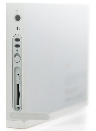 Illustration for article titled Iriver P7 Gets Official, Packs Innovative... Packaging
